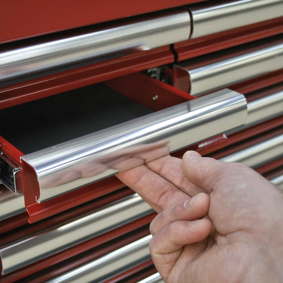 Loops Red Lockable 2 Drawer Mid-Box Tool Chest Storage Unit W: 67.0 cm, D: 44.0 cm, H: 21.0 cm – 3