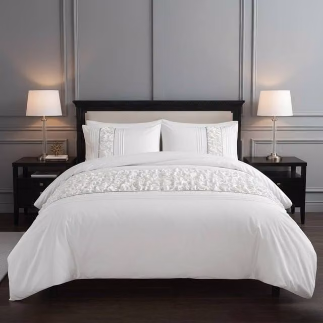 Snug City White Ruffle Design Duvet Cover and Pillowcase Set, Double, 140 x 200 cm