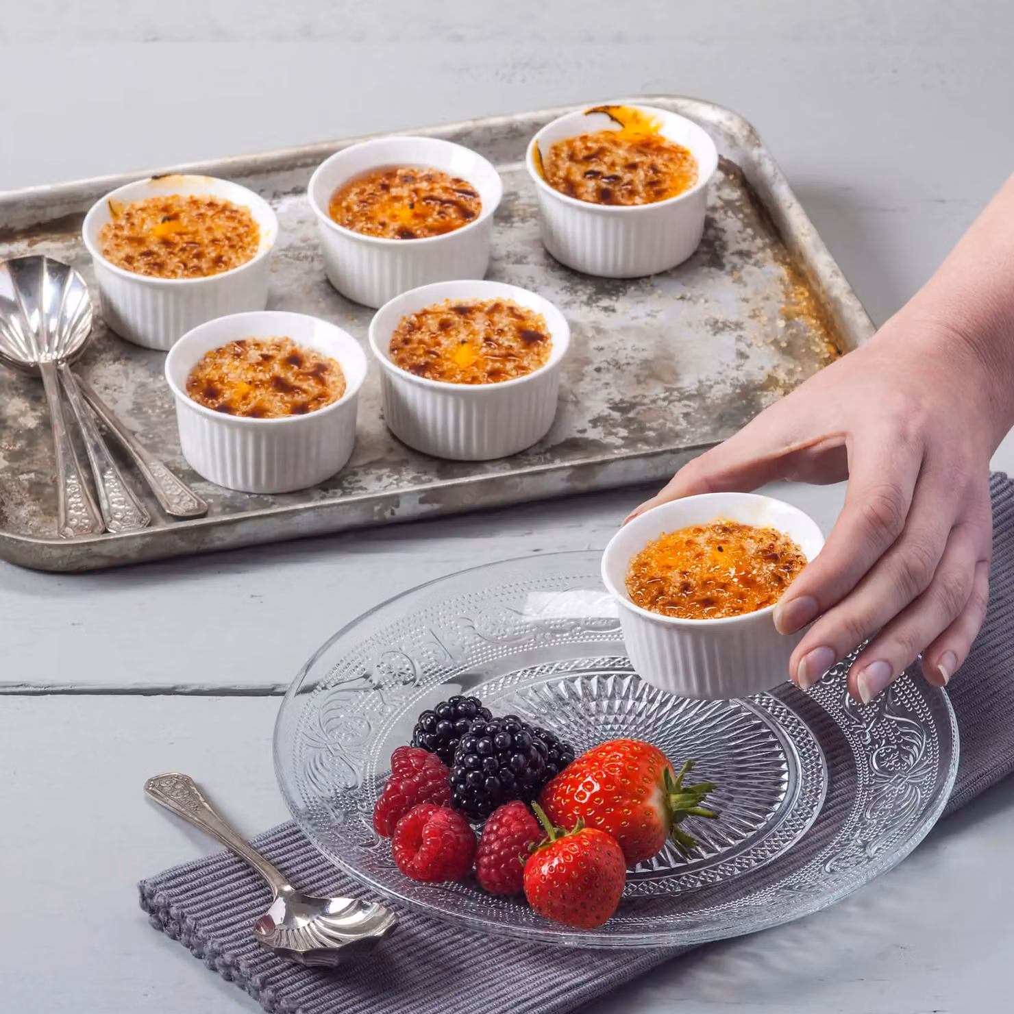 WM Bartleet & Sons White Porcelain Ramekin Set of 6 with Lids, Diameter: 6.5 cm – 2