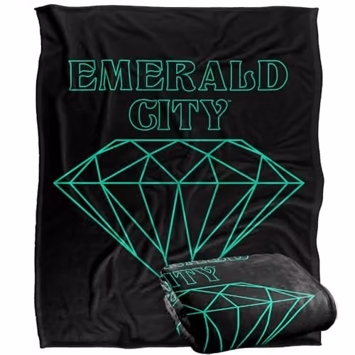 Warner Bros. The Wizard Of Oz Emerald City Line Logo Super Soft Fleece Throw Blanket, Multicolour, W/D/H: 152 x 127 cm