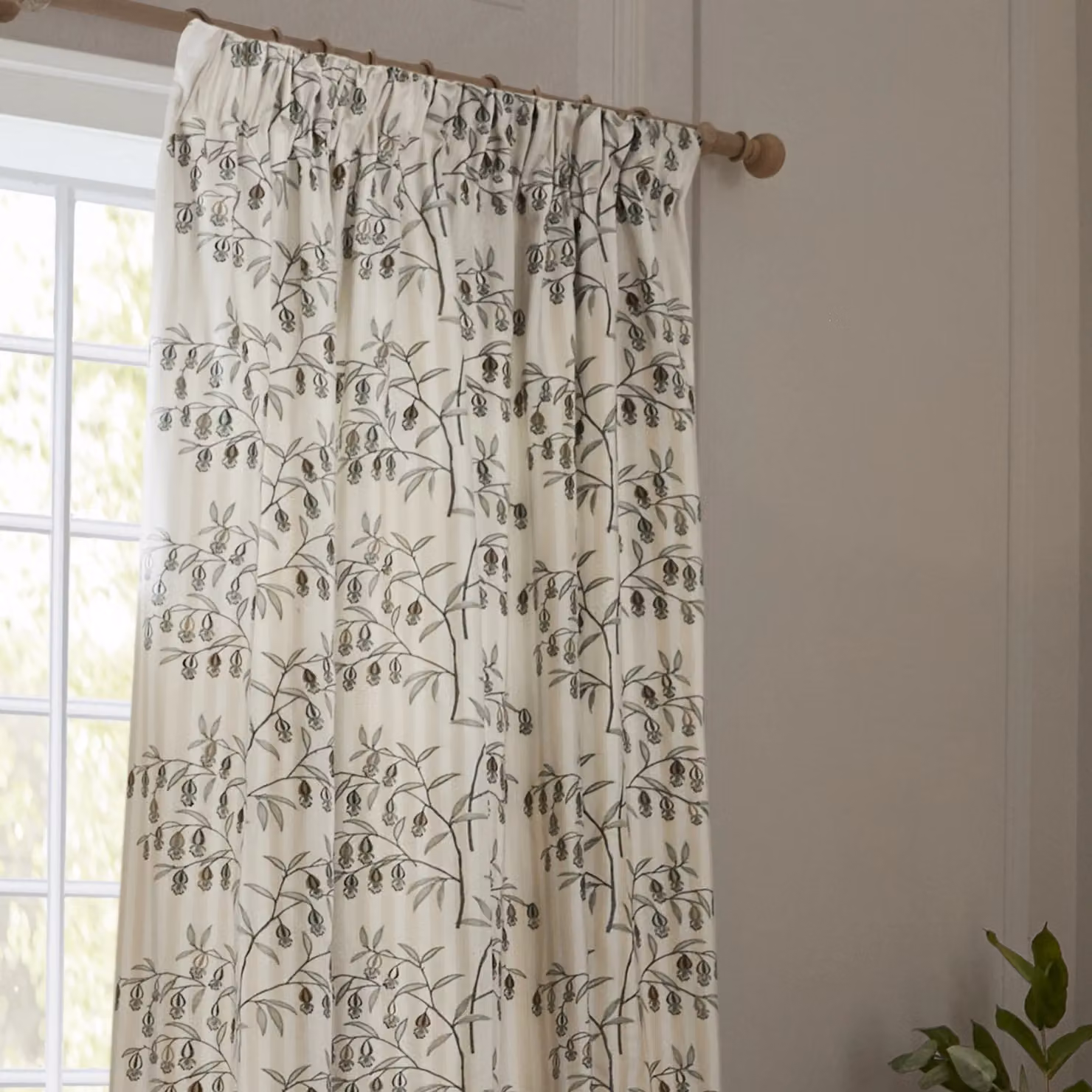 Sanderson Chinese Lanterns Embroidered Room Darkening Pencil Pleat Linen Curtains in Beige, Width: 168 cm, Drop: 229 cm – 2