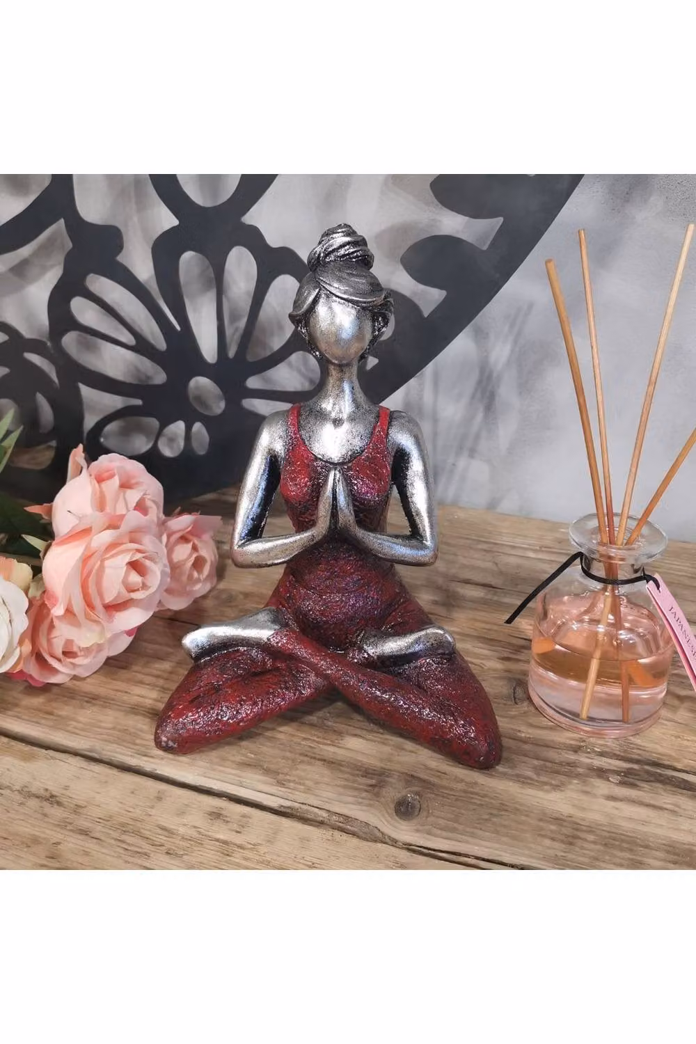 KDMD Elegant Yoga Lady Ceramic Figurine in Silver and Red, Height: 24 cm – 2