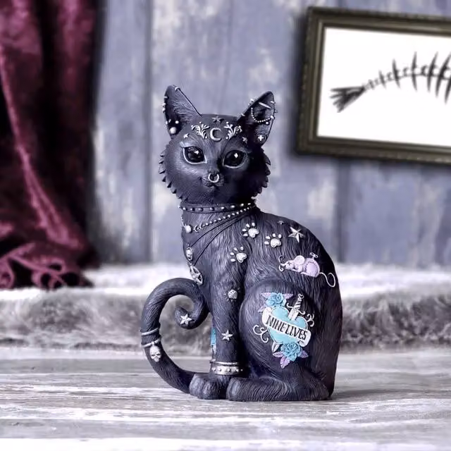 Nemesis Now Nine Lives Cat Figurine, Black, Height: 22 cm