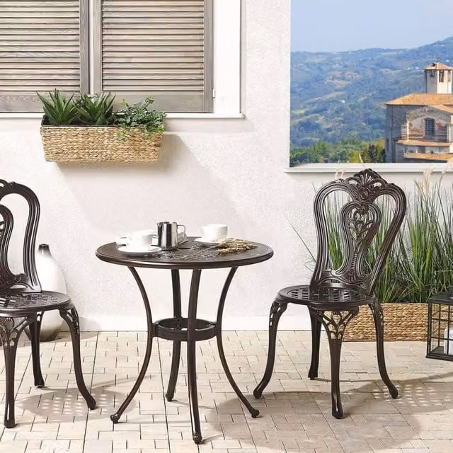 Wyld and Coco Vintage Brown Matt Metal Round Outdoor Bistro Table, Diameter: 65 cm – 1