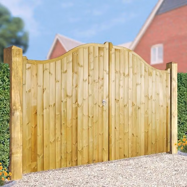 Burbage Iron Craft Drayton Tall Shaped Top Double Swing Gate in Brown, Pressure Treated Wood, W: 330 cm, H: 180 cm – 2