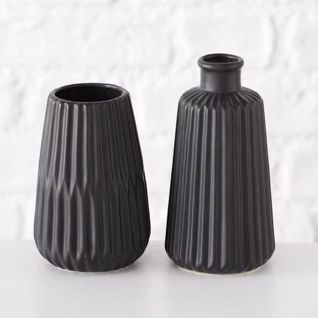 Boltze Esko Set of 2 Black Geometric Ceramic and Porcelain Bud Vases, H: 17 cm, W: 9 cm, D: 9 cm