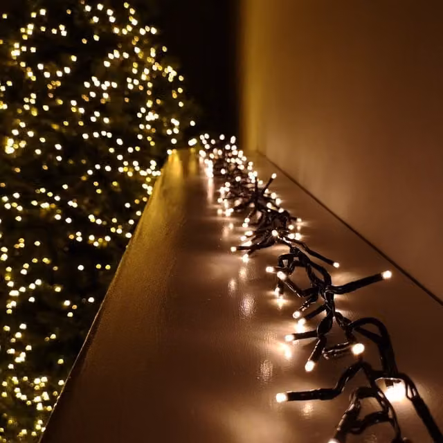 Premier Decorations Clusterbrights LED Christmas Cluster Lights with Timer, 9.3m, Vintage Gold