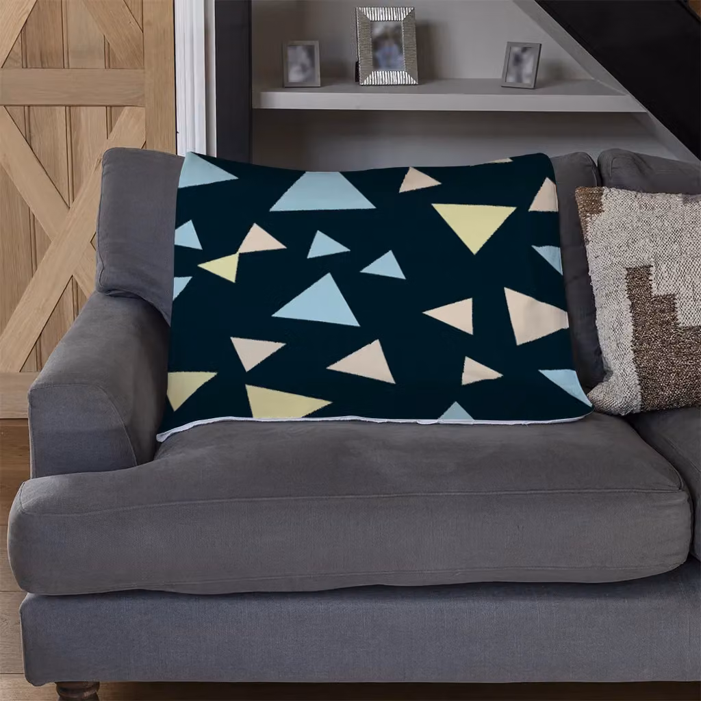 Benjamin Tate Design Yellow and Blue Geometric Triangles Fleece Blanket, W/D/H: 120 x 150 cm – 3