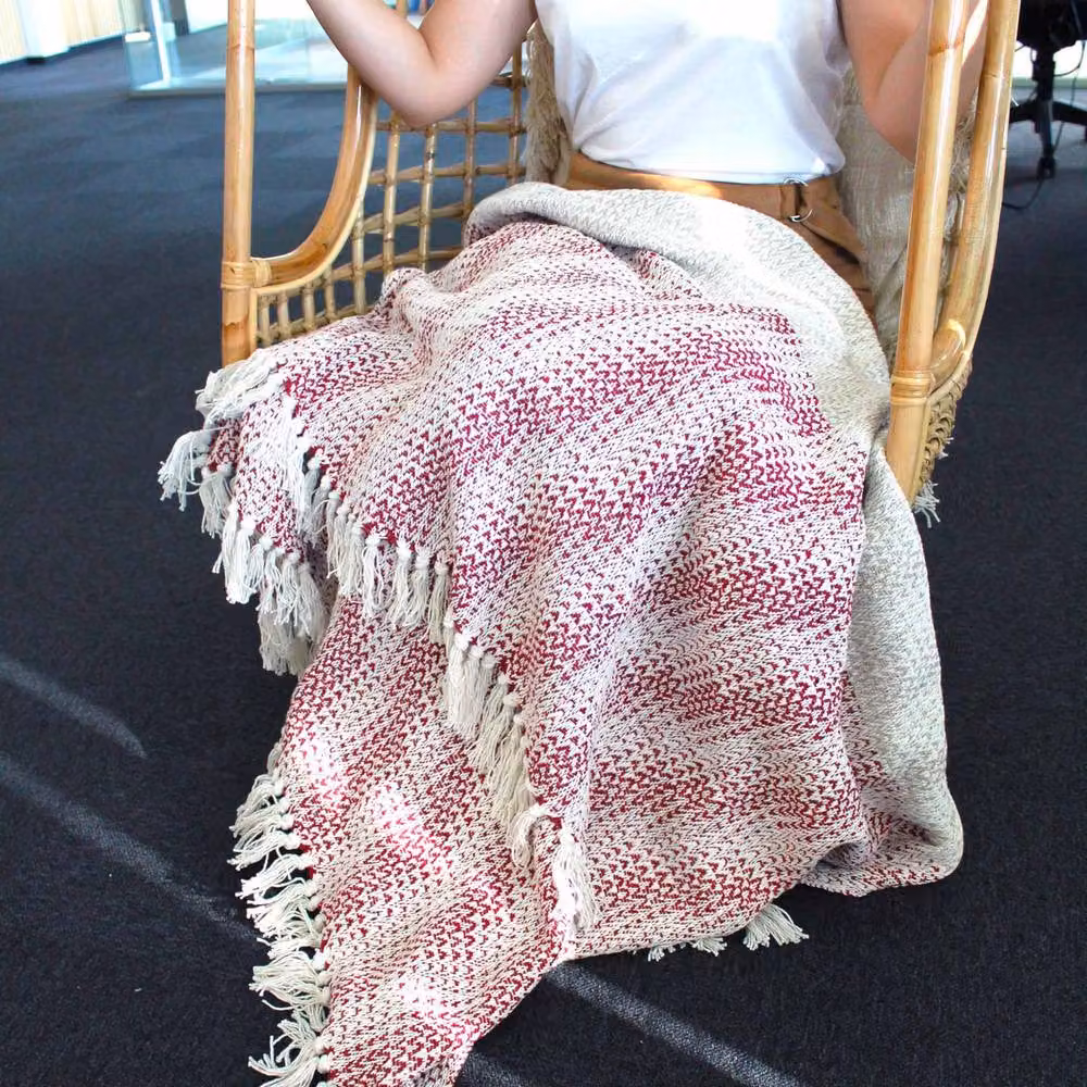 Four Candle Ruby Red Two Tone Boho Woven Cotton Throw with Tasselled Fringe W: 150 cm, D: 125 cm – 3
