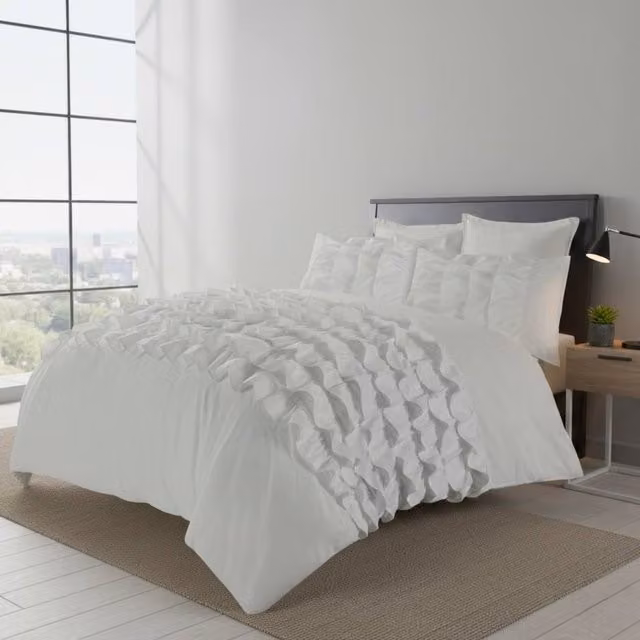 Snug City White Ruffle Border Duvet Cover and Pillowcase Set, Double, W: 140 cm, H: 200 cm