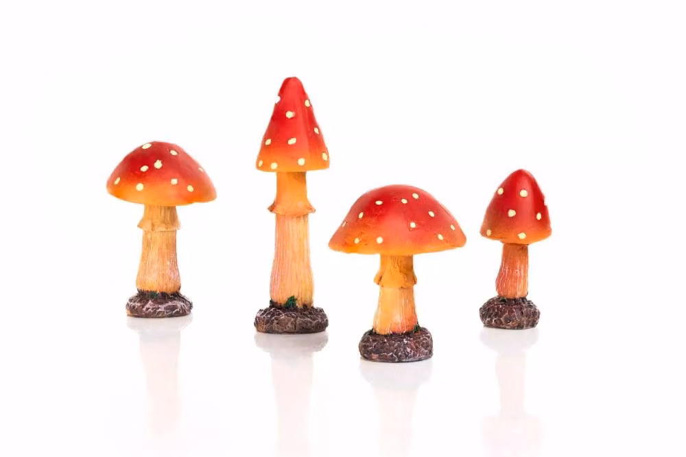 Marco Paul Set of 4 Red Mushroom Fairy Ornaments in Resin – 2
