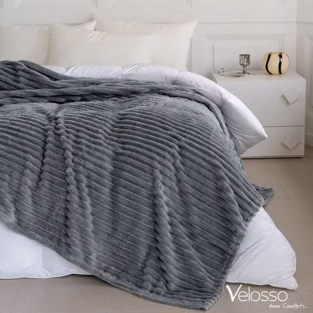 Velosso Chunky Corduroy Super Soft Blanket in Silver Grey, W: 150 cm, D: 200 cm