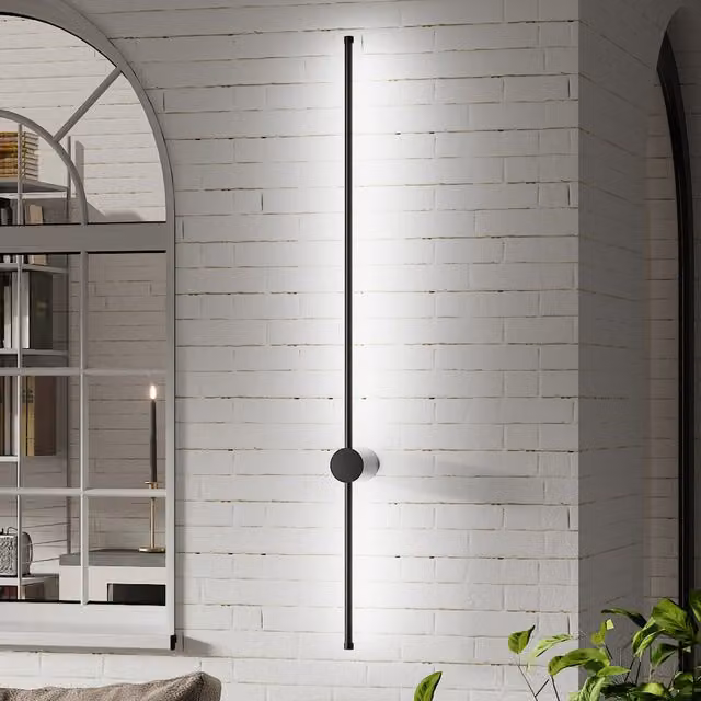 Living Star Modern Rotatable LED Straight Wall Light in Black, 100 cm