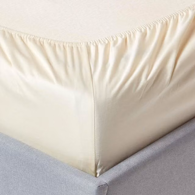 Homescapes 2 Pack Organic Egyptian Cotton Fitted Cot Sheets, 400 Thread Count Percale, Beige and Yellow
