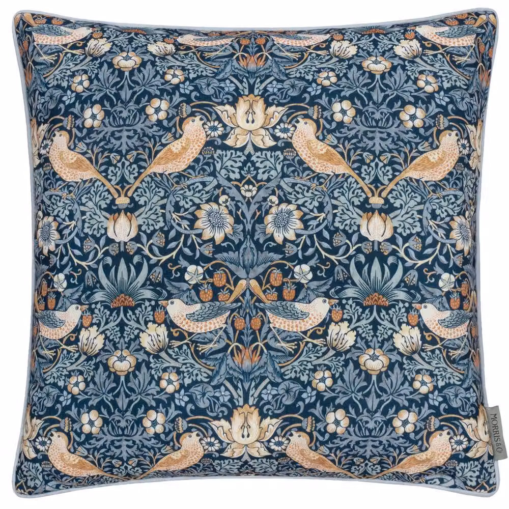 Morris&Co. Strawberry Thief Outdoor Cushion in Blue, W/D/H: 50 x 50 x 50 cm – 2