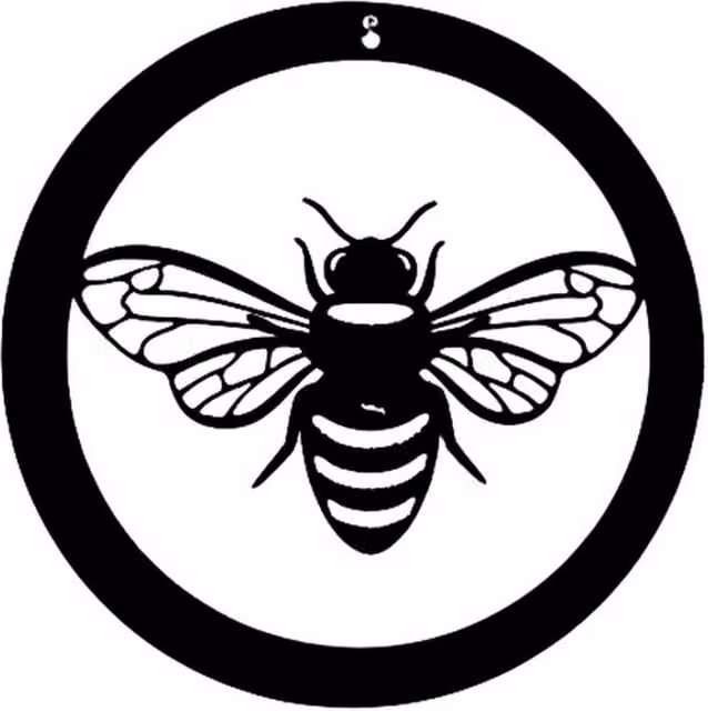 Poppyforge Bee in a Circle Large Metal Garden Wall Art, Black, Diameter: 49.5 cm – 1