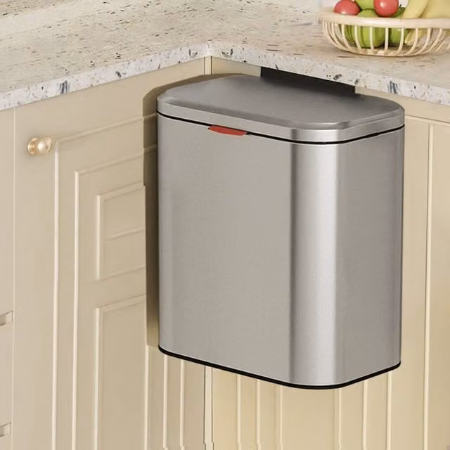 Livingandhome Stainless Steel Kitchen Bin with Flip Lid and Odour Filter, Silver, 8l