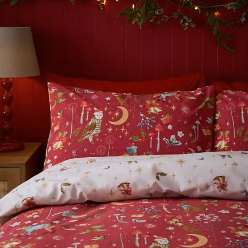 Catherine Lansfield Christmas Enchanted Twilight Reversible Duvet Cover and Pillowcase Set, Red, W/D/H: 200 x 200 cm – 2