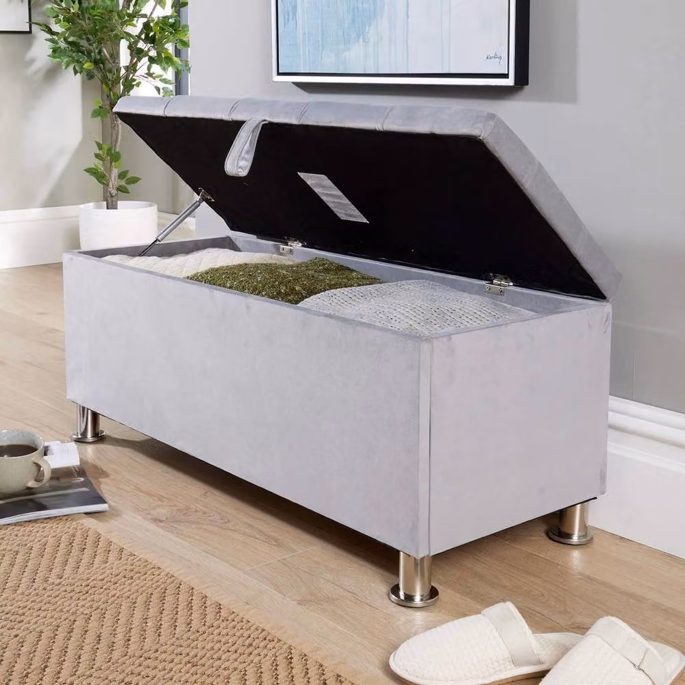 FORGEVIO Modern Storage Chest with Padded Seat and Buttoned Detailing in Light Grey – 2