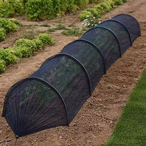 Thompson & Morgan Black Greenhouse Net Grow Tunnel for Plant Protection, W: 300 cm, D: 45 cm, H: 45 cm – 1