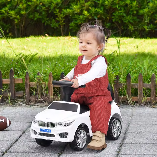 HOMCOM Ride-On Toddler Slider with Light, Sound and Music and Storage, White