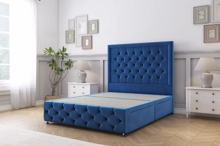 Comfort Beds Winchester Plush Divan Base with 4 Drawers and Chesterfield Headboard in Blue Velvet, W/D/H: 120 x 200 cm