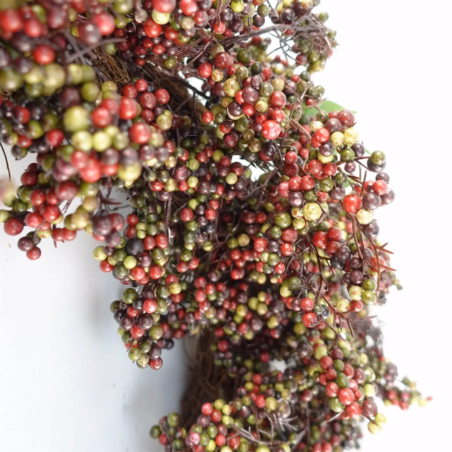 Leaf Hanging Round Artificial Wreath with Leaves in Green, Black, Red and Multicolour, Diameter: 55 cm – 2