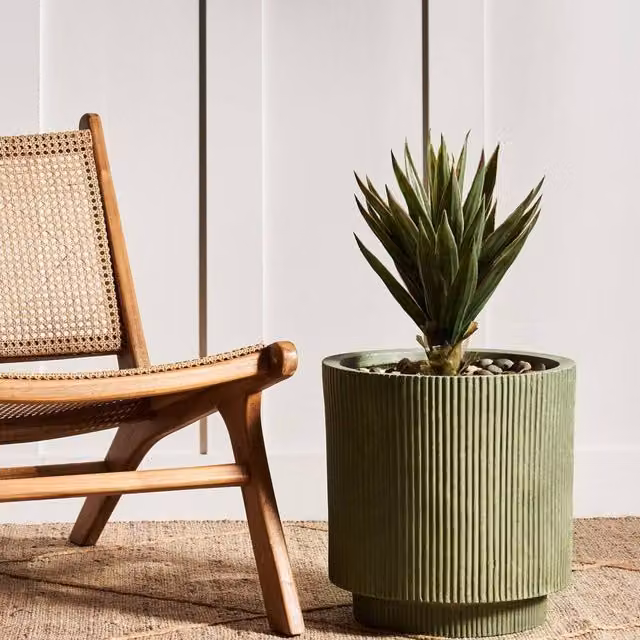 Wyld and Coco Green Fibre Clay Planter Pot, Height: 37 cm – 1