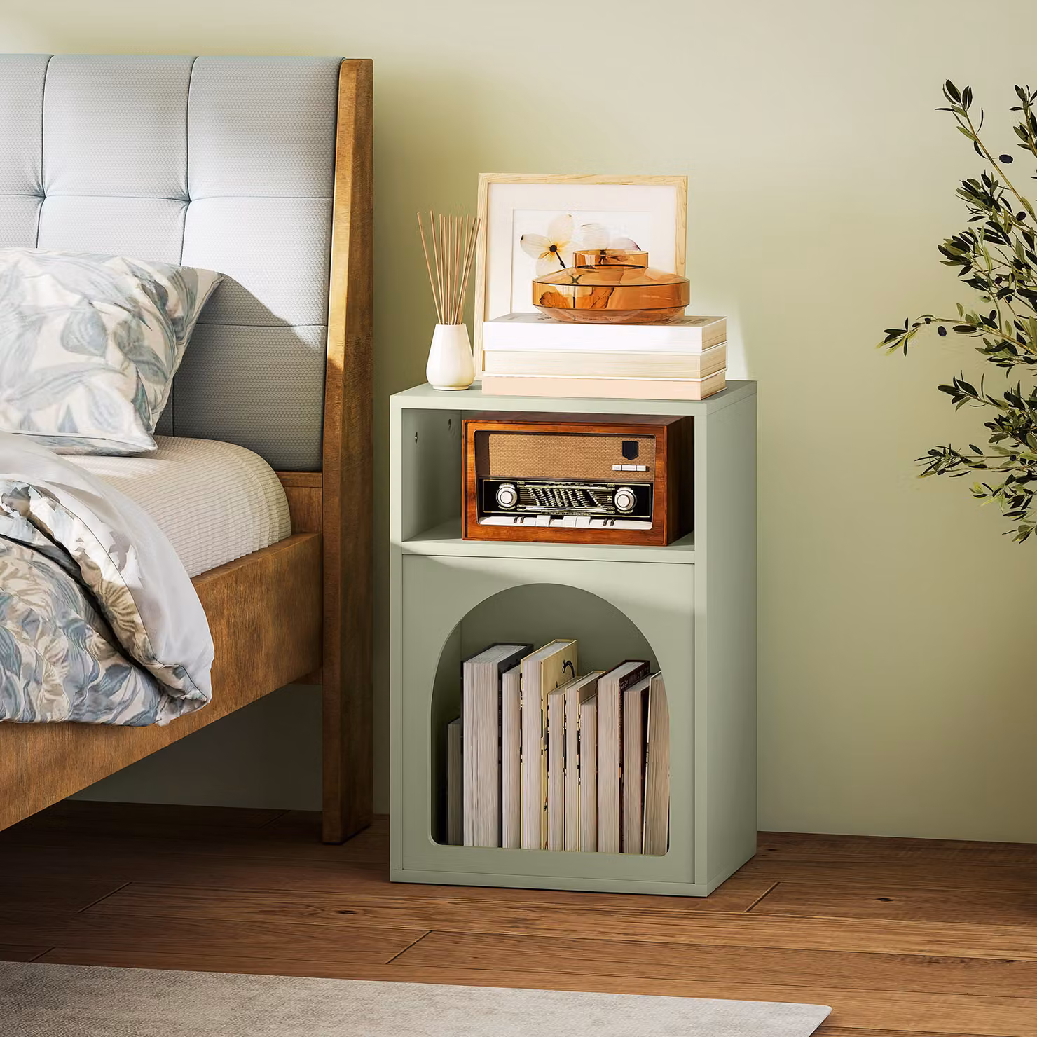 HOMCOM Modern Bedside Table with 2 Open Compartments and Integrated Lighting in Green – 2
