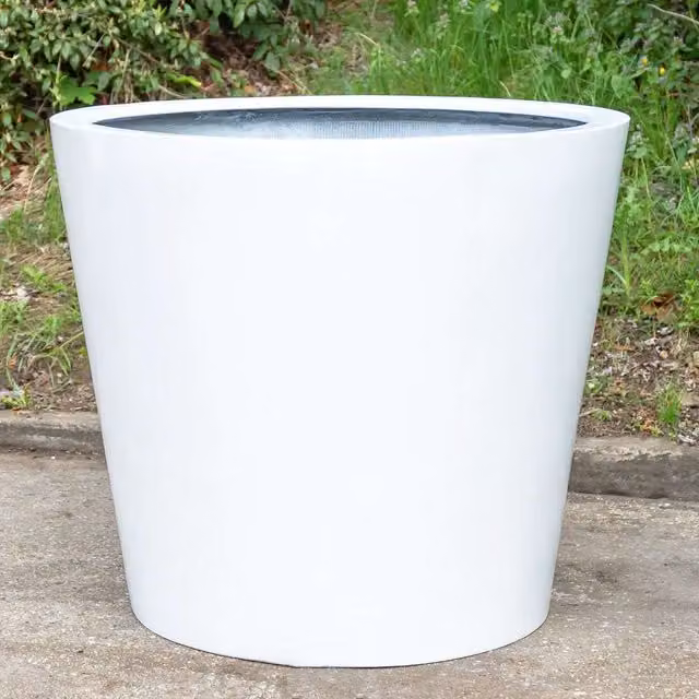 Primrose Large Stone Composite Ornamental Garden Planter Tub in White
