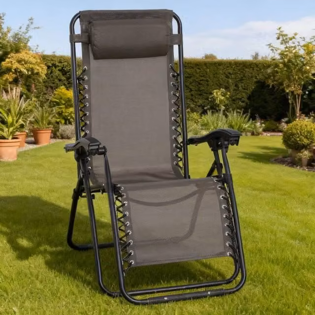 ERGOVEXA Zero Gravity Outdoor Armchair with Powder Coated Steel Frame and Textilene Fabric in Grey