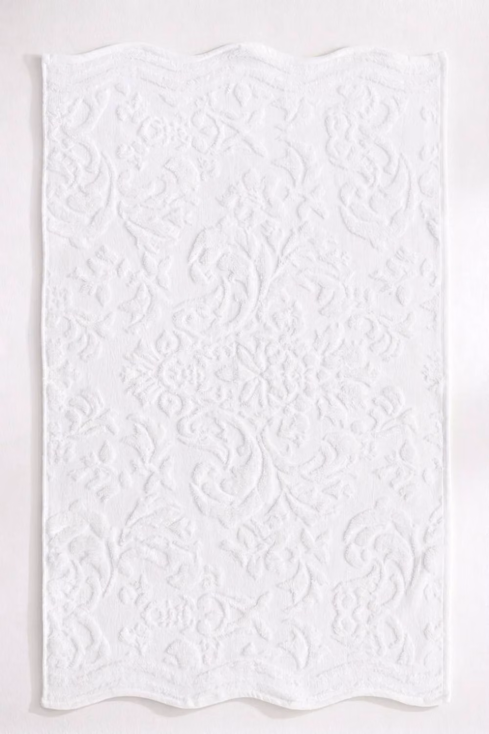 Allure Bath Fashions Gracie Floral Jacquard Scalloped Cotton Towels in White – 2
