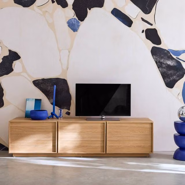 Sweek Modern 3-Door Wood Decor TV Stand in Beige, W: 180 cm, D: 45 cm, H: 43 cm