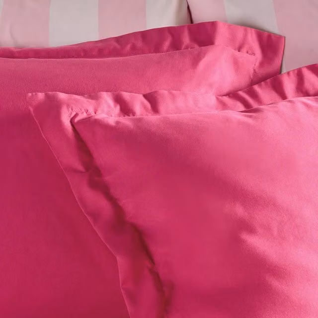 OHS Plain Dyed Oxford Pillowcases in Hot Pink