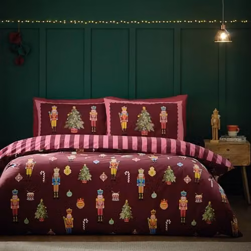 Catherine Lansfield Christmas Nutcracker Stripe Reversible Double Duvet Cover and Pillowcase Set in Purple, W/D/H: 200 x 200 cm