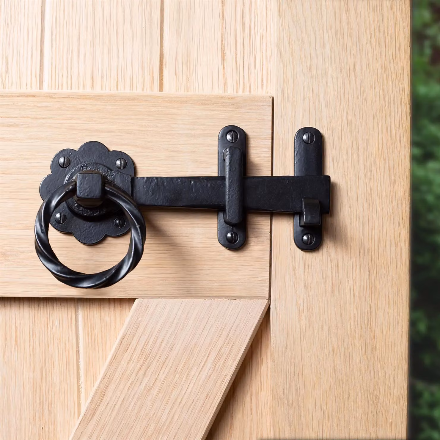 Hammer and Tongs Rose Ring Gate Latch in Matt Black, Pack of 2 – 3