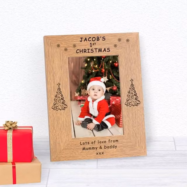 Uniqueful Personalised 1st Christmas Wood Picture Frame for Babies, Brown, W/H: 15.24 x 10.16 cm