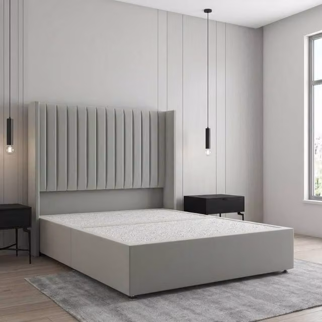 REGIONAL FURNISHINGS Plush Velvet Double Divan Bed Base with 54 inch Headboard in Silver, W/D/H: 140 x 200 x 30.48 cm