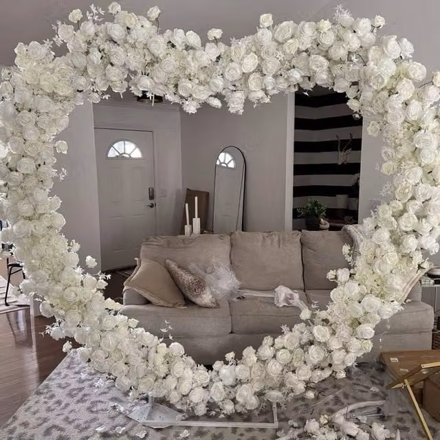 SPETLEK White Heart Shape Metal Wedding Arch Stand, Height: 220 cm