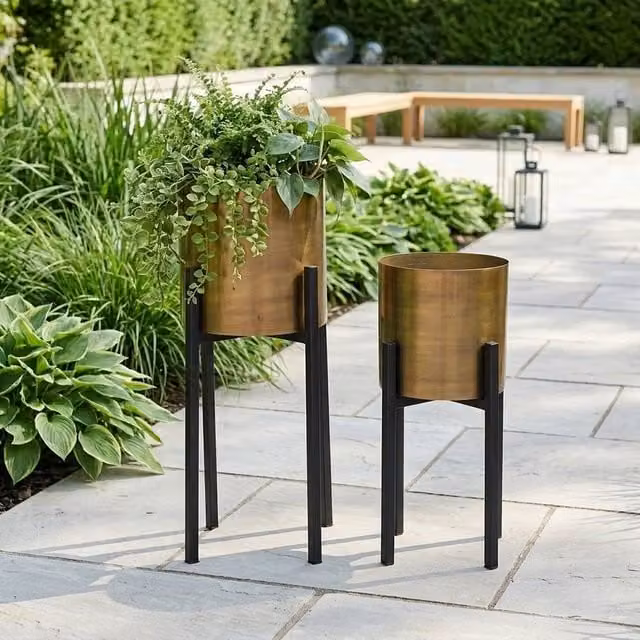 Garden Greatness Duo Iron Planter Pots with Stand in Gold, Black and Multicolour