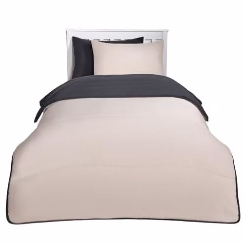 OHS 10.5 Tog Single Coverless Duvet and Pillowcase Set, Reversible Quilted Microfibre Bedding in Black and Beige – 1