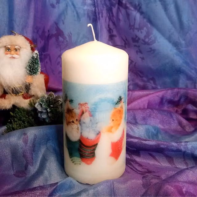 Viki Christmas Puppy and Kitten Candle in White