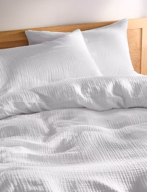 M&S White Pure Cotton Muslin Bedding Set, W: 140 cm, L: 200 cm