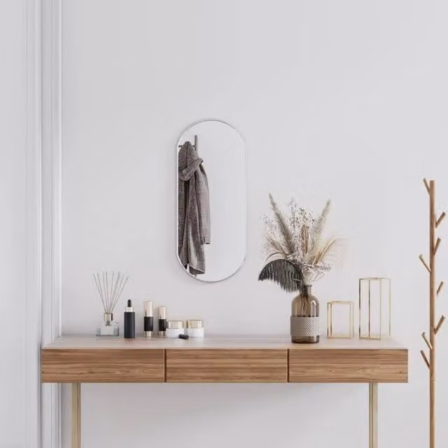 Berkfield Home Oval Wall Mirror in Silver, W: 70 cm, H: 30 cm
