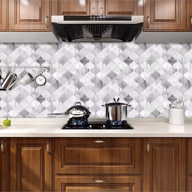 Livingandhome 10-Piece Polished Marble-Look Self-Adhesive Wall Tiles in Grey
