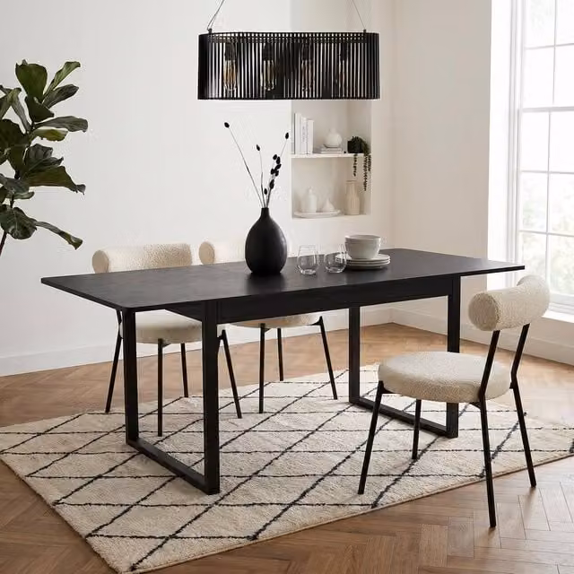 OHS Chevron Extendable Rectangular Dining Table in Black Matt MDF and Metal, 4-6 Seater – 1