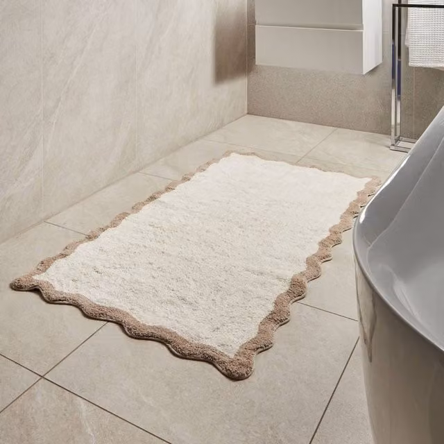 Wyld and Coco Beige and Brown Plush Cotton Bath Mat with Geometric Design, W/D/H: 80 x 150 x 1 cm – 1