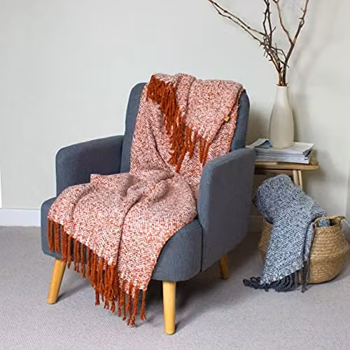 Furn Weaver Woven Herringbone Geometric Throw in Rust Red, W: 130 cm, D: 180 cm – 2