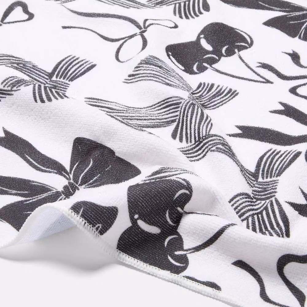 OHS Bow Print Microfibre Beach Towel with Pocket in Black and White, 75 x 215 cm – 4