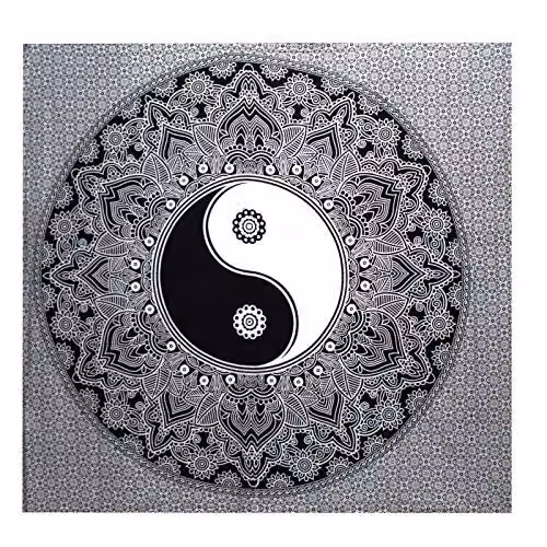KDMD Ying Yang Double Cotton Bedspread and Wall Hanging Set in Black and White